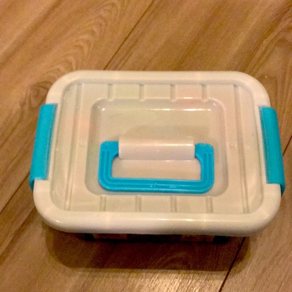 Rainbow color stars that the kids can play with Great condition only played once - Picture 2 of 3